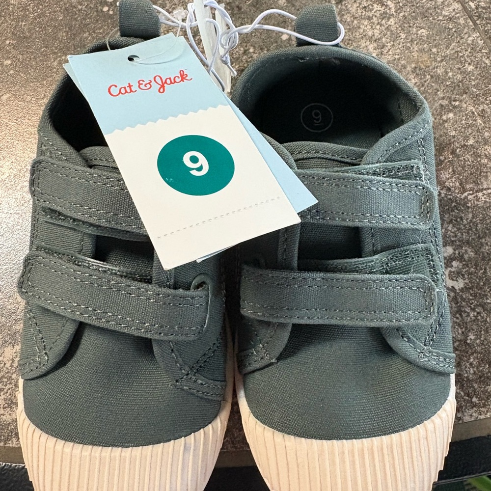 Cat & Jack Kids' Green Sneakers